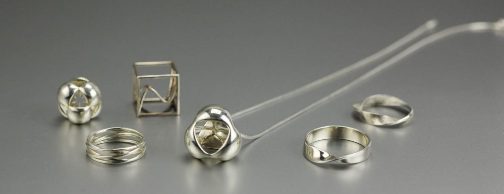 Mathematical jewelry by MO-Labs
